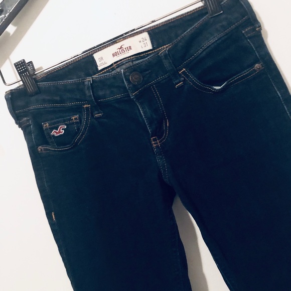 ❤️ Hollister Dark Wash Denim - Picture 2 of 6